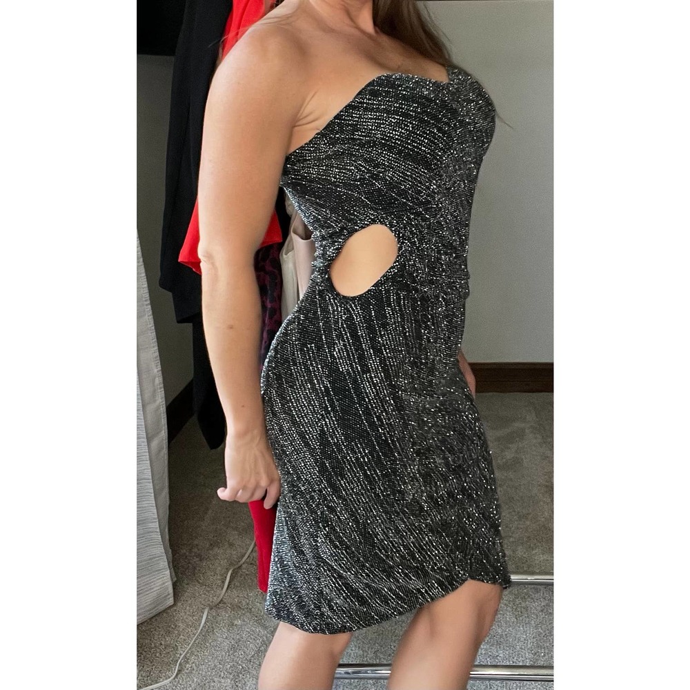 Be seen!! Fashion Glitter Dress with Side Cutout, Size L